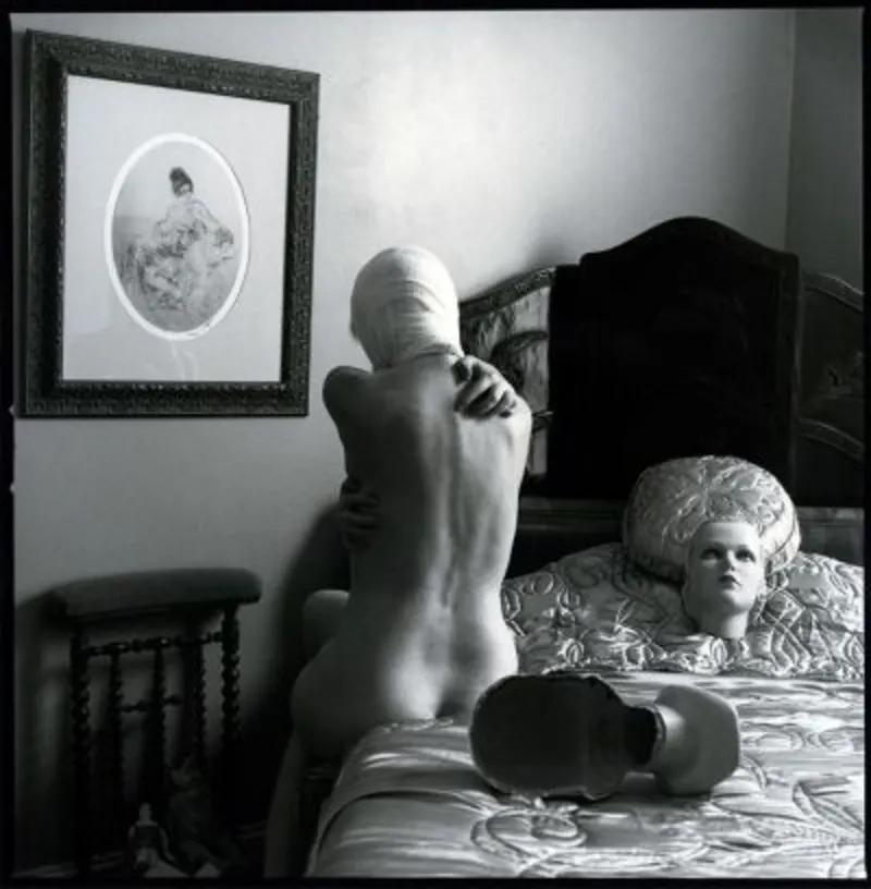 Britanny Markert - Oscura fotografía analógica