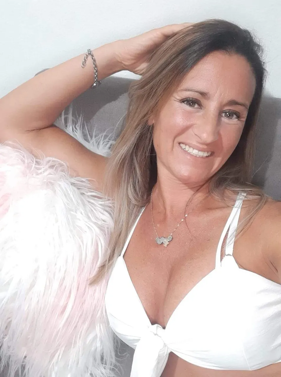Alguien la conoce? Hermosa milf