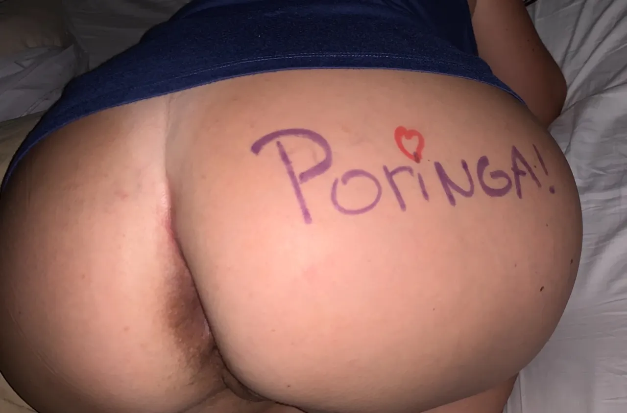Pame quiere sexo con una chica