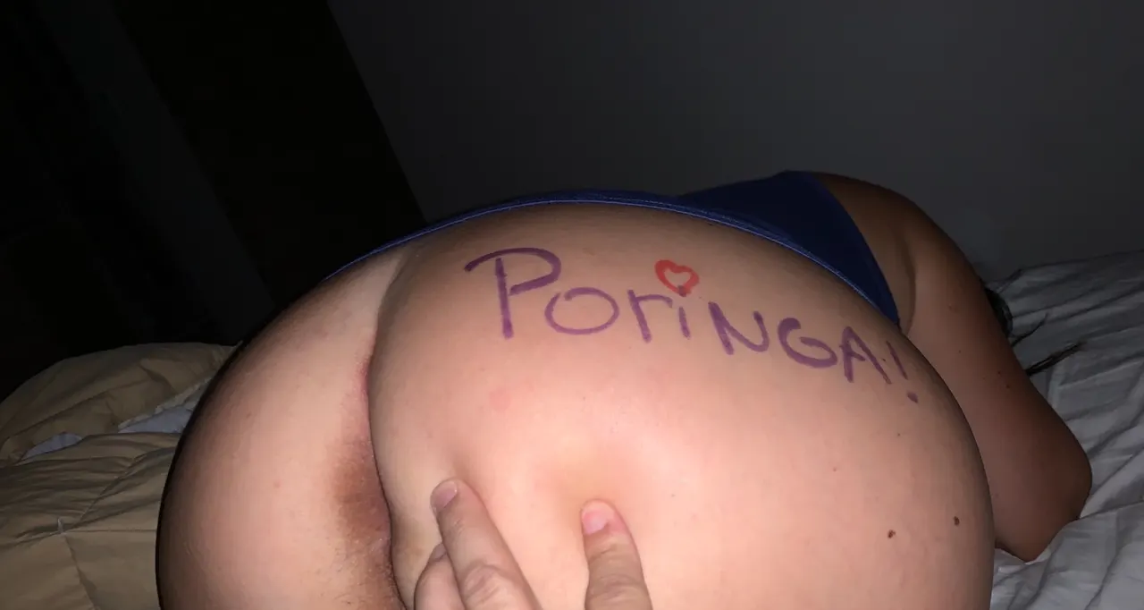 Pame quiere sexo con una chica