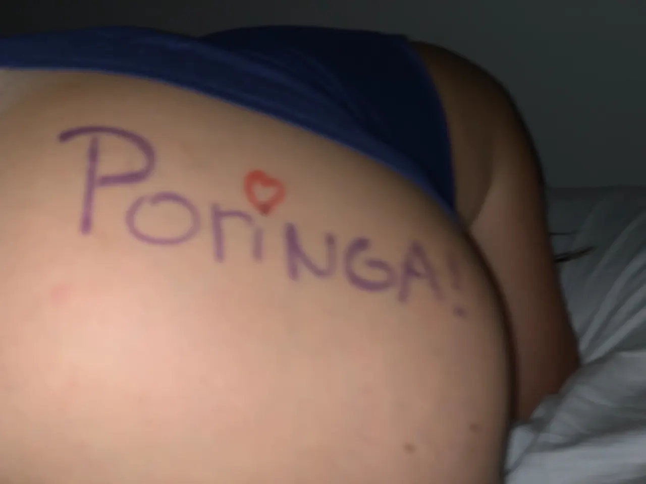 Pame quiere sexo con una chica