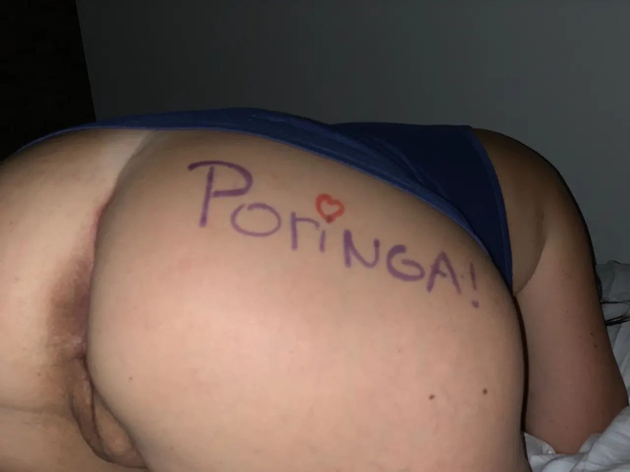 Pame quiere sexo con una chica