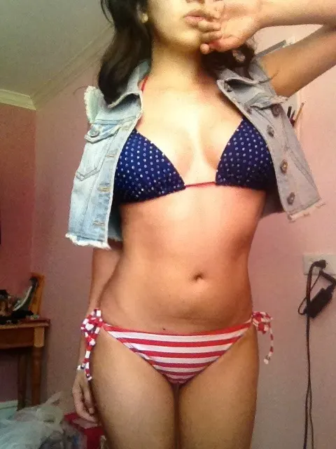 Pendeja increíble, le encanta enviar fotos calientes