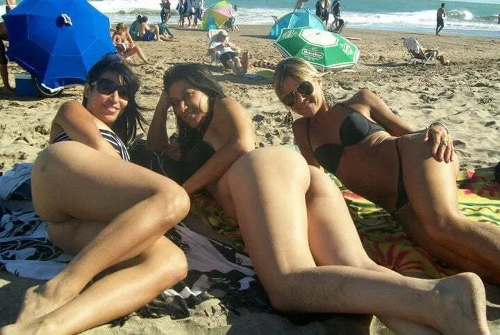 Romy , una promotora muy sexie