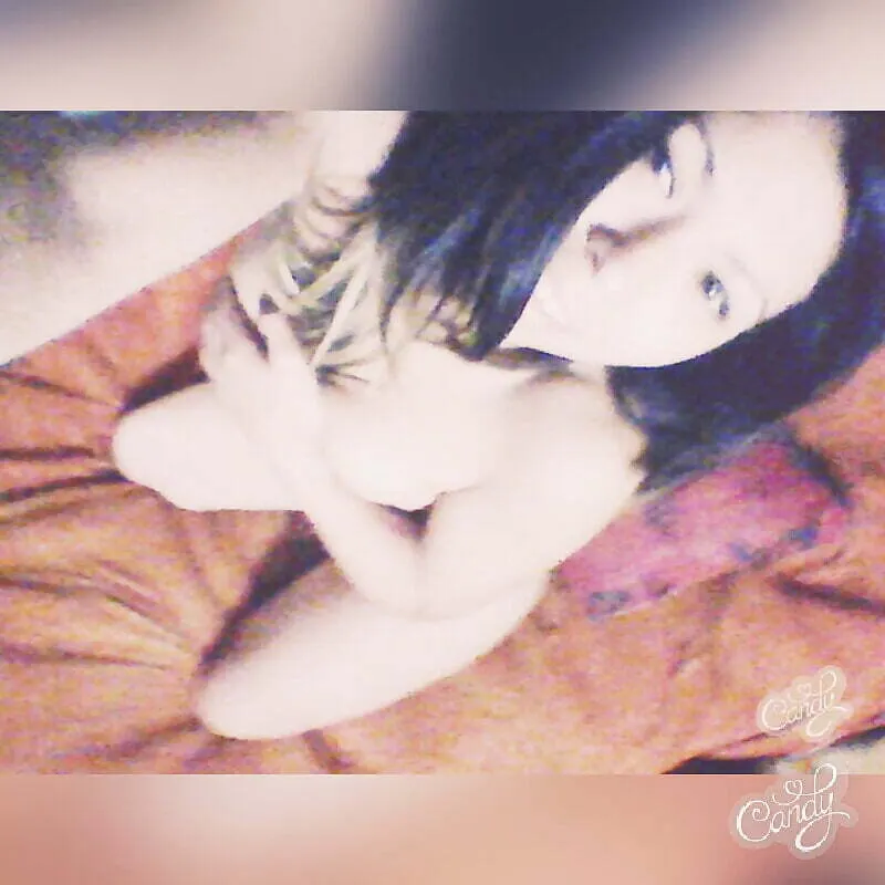 Rocio , hermosa promotora se muestra