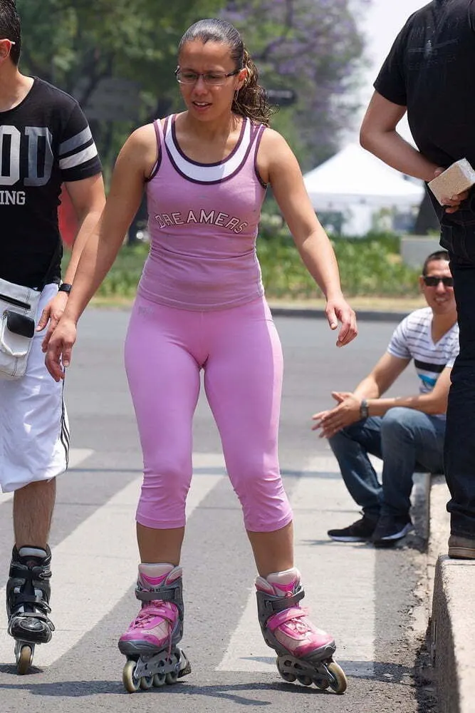 La patinadora con rico culo