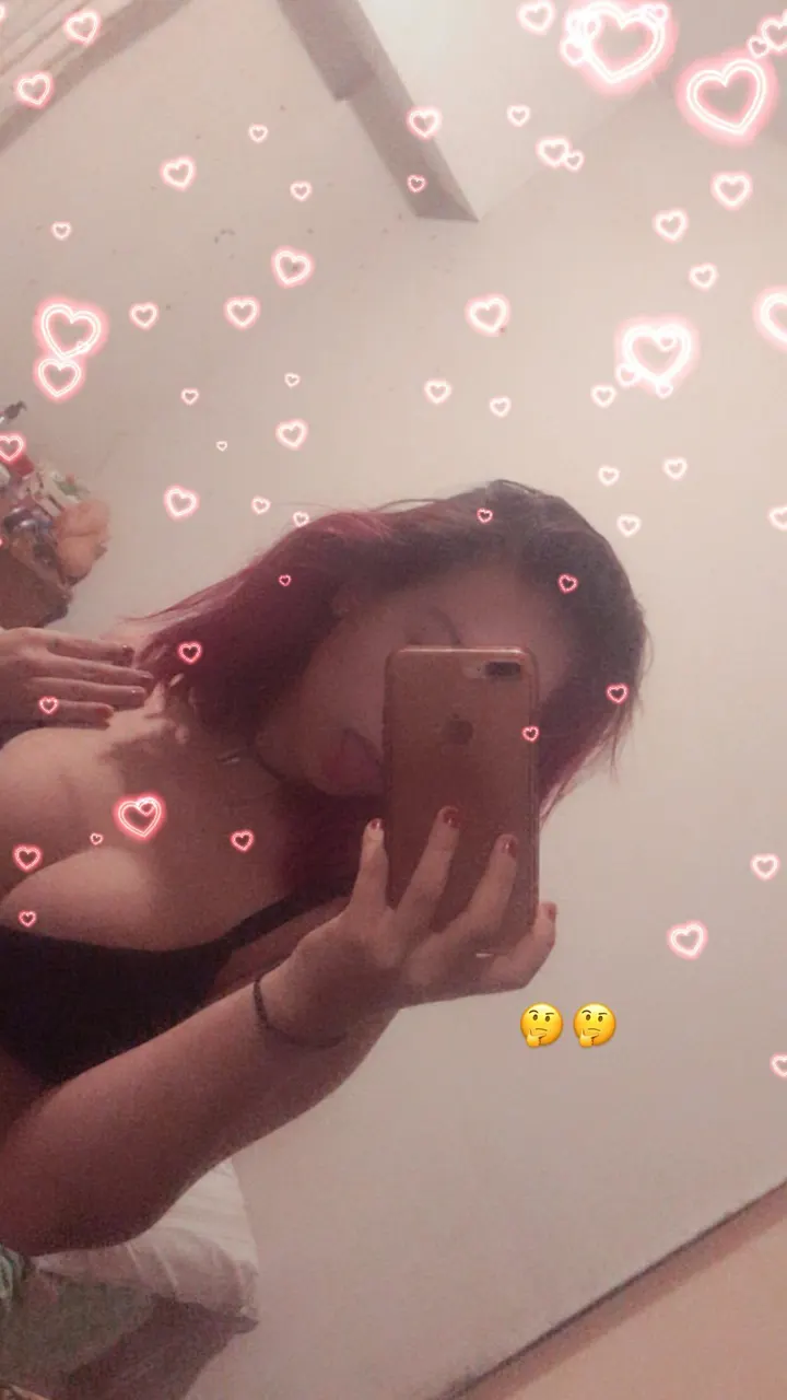 Que Linda Mina😍🤤