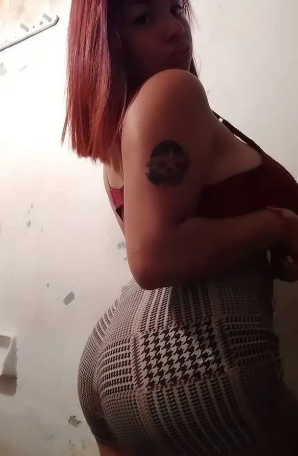 Linda tetona🤤