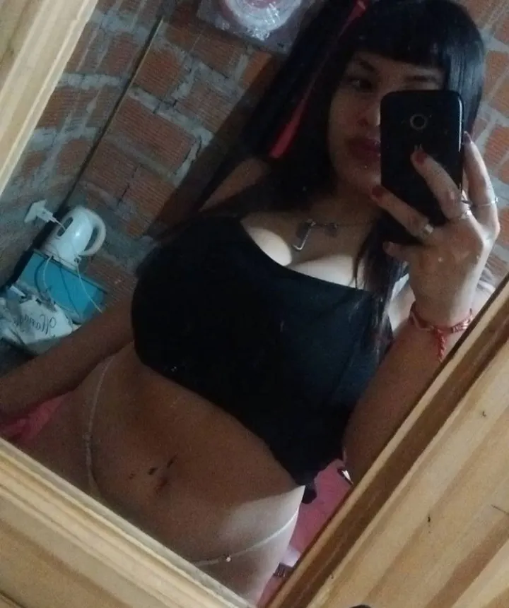 Linda tetona🤤