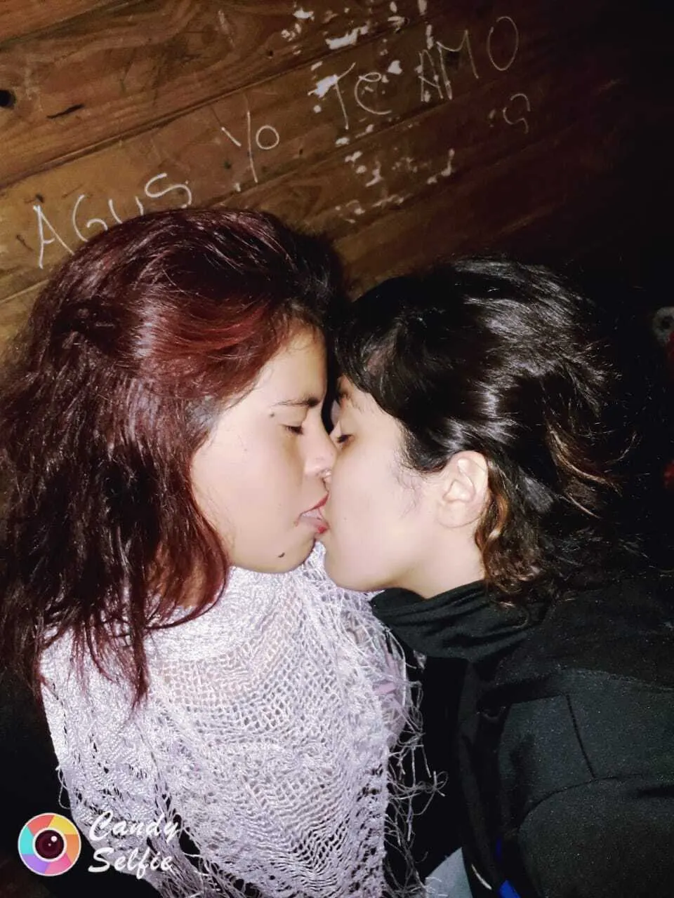 Alguien la conoce a esta puta hermoza?