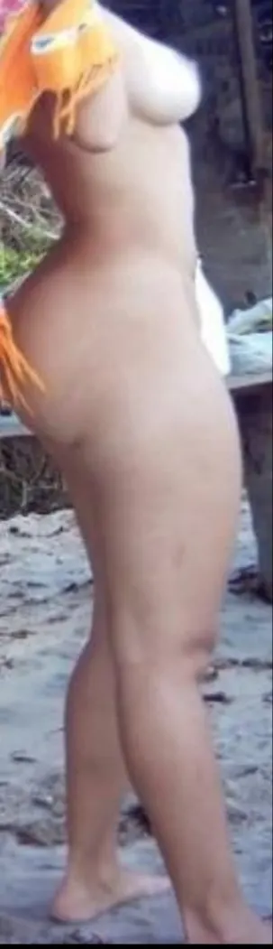 Nalgonas nudistas