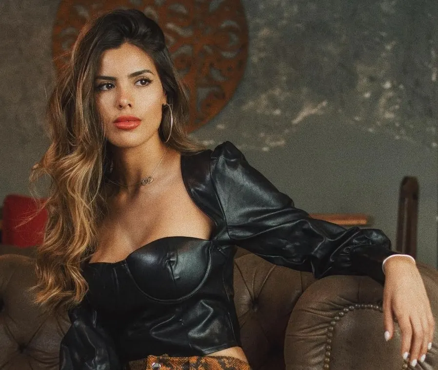 Valentina Olguín Soft (2)