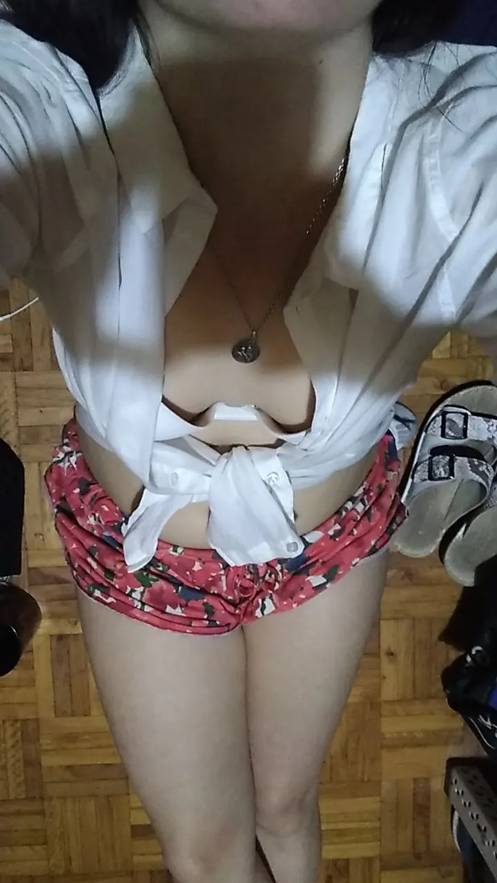 Mi novia con ganas de pija 🍆