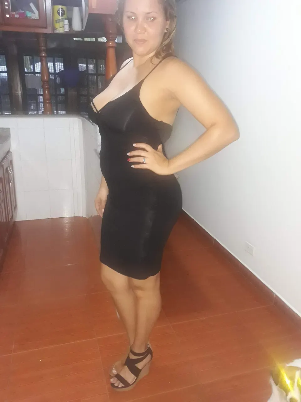 Camila Hotwife Tetona
