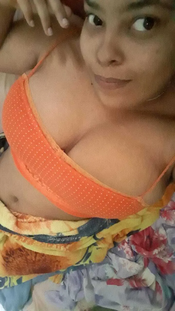 Mailyn se hace la linda