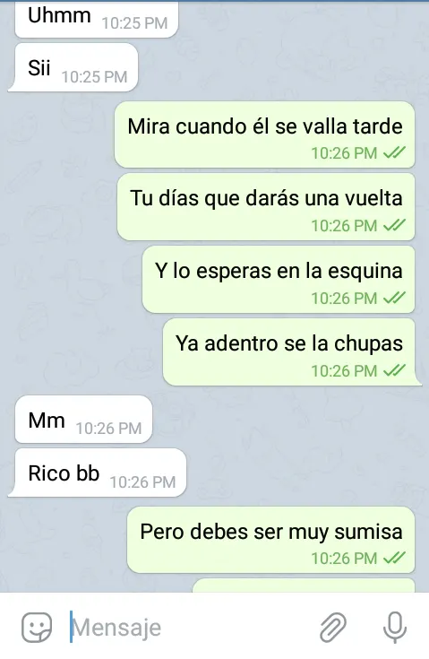 Mi esposa está caliente con un amigo ( Chat Capturas)