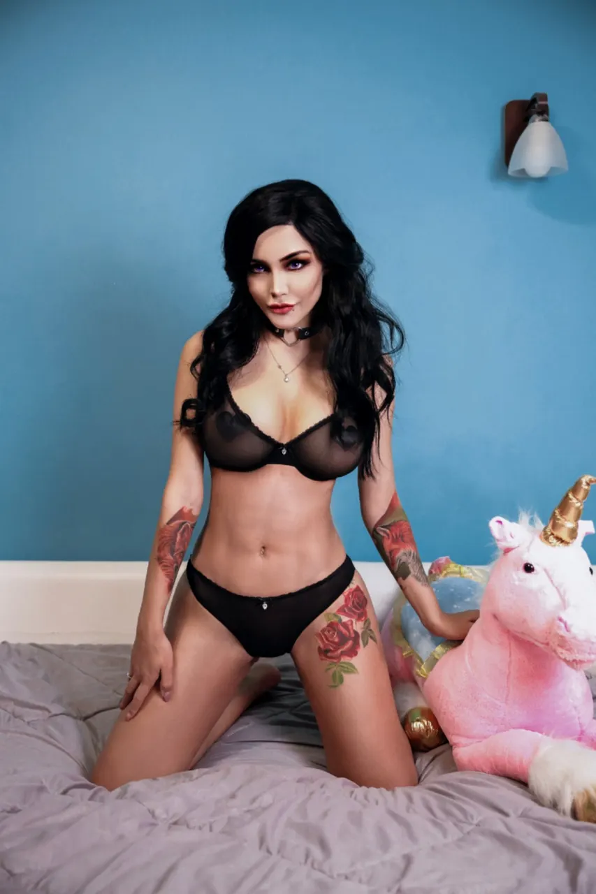 Kalinka Fox; Dirty Foxie Part II