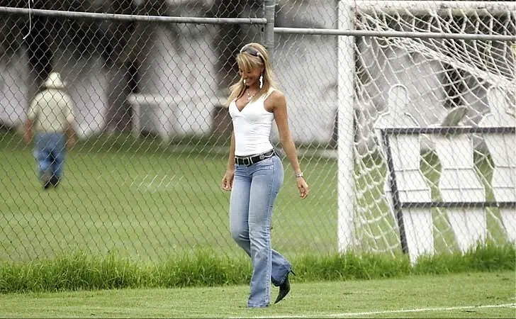 Periodista deportiva muy sexy