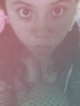 Le Regalo Un Celular a mi ahijada y me envía fotos