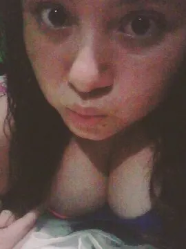 Le Regalo Un Celular a mi ahijada y me envía fotos