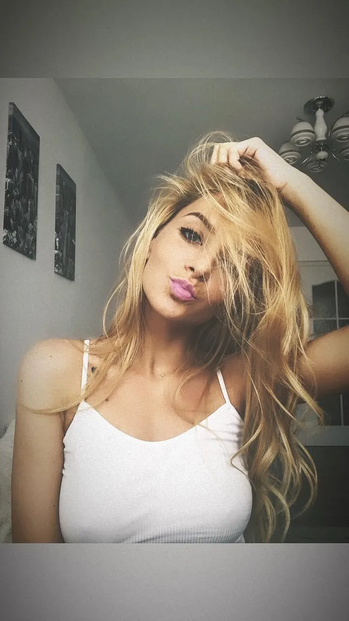 SecretGoddess0 (Chaturbate)