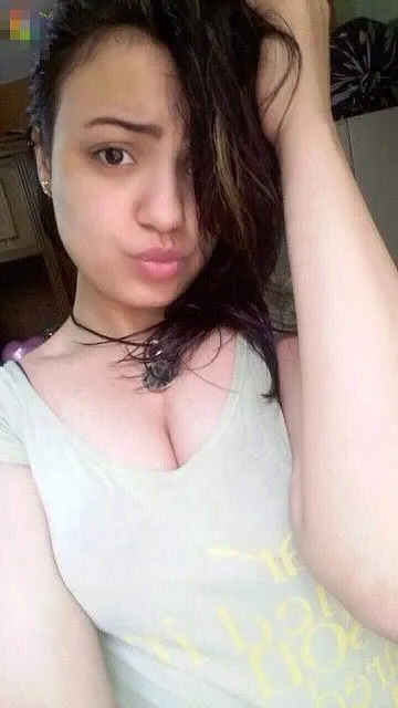 Beautiful naked girl