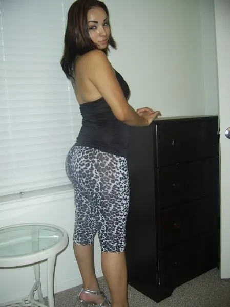 Maria es una chica muy caliente