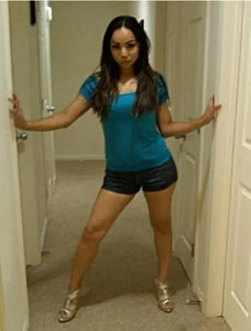 Maria es una chica muy caliente