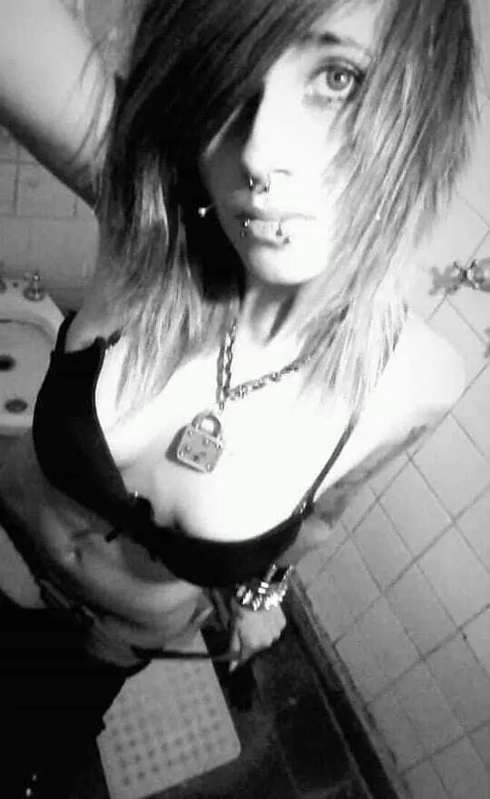 emo putita