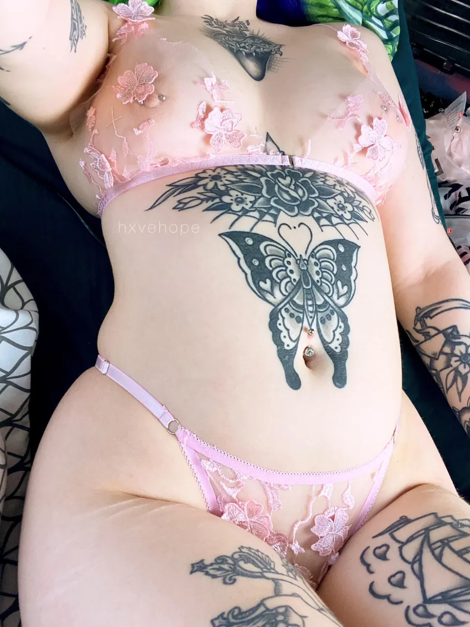 Ricas busty girls