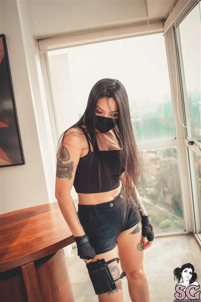 Nayin Suicide, Urban Kunoichi