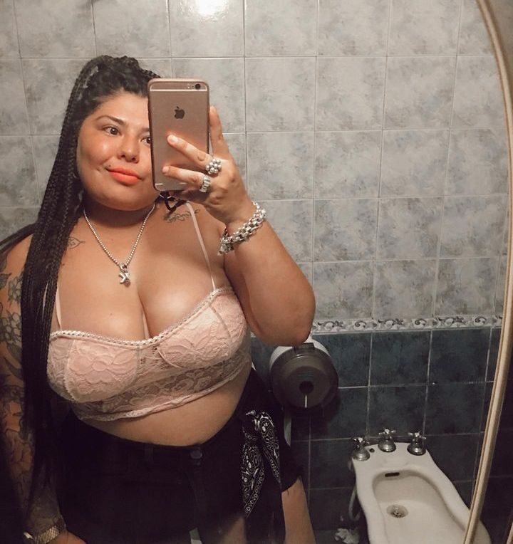 Karen Fonseca ( Jesús María) tetona cordobesa