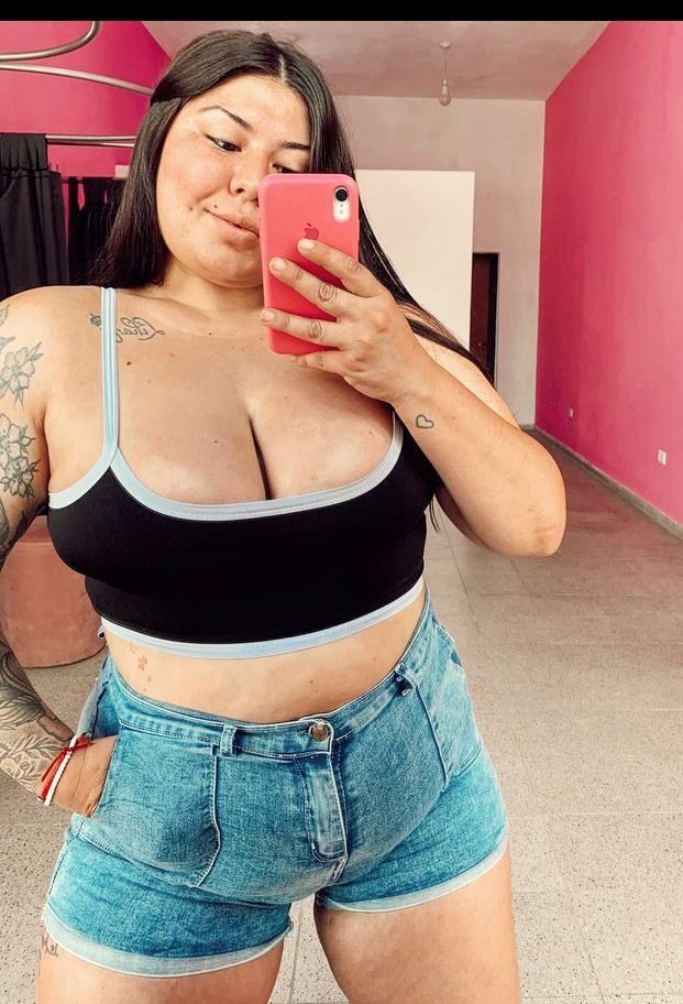 Karen Fonseca ( Jesús María) tetona cordobesa