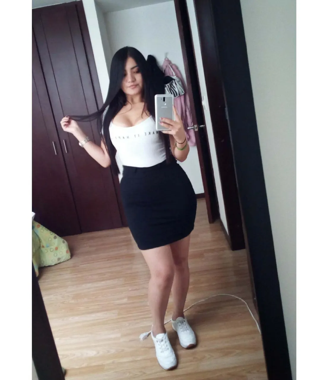 Valentina Cardona Carvajal Fakes (activista)