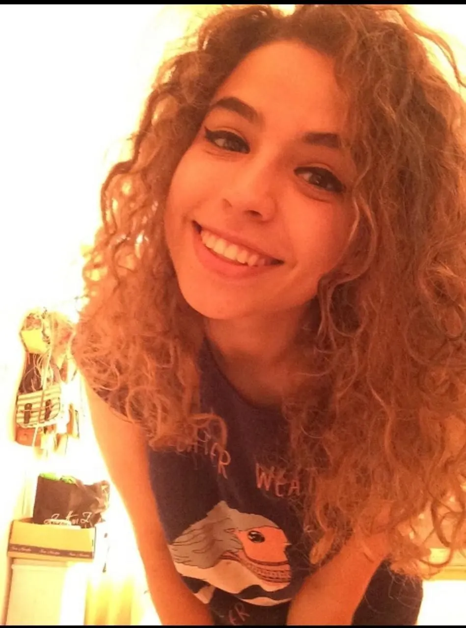 Eli, morocha hermosa !!