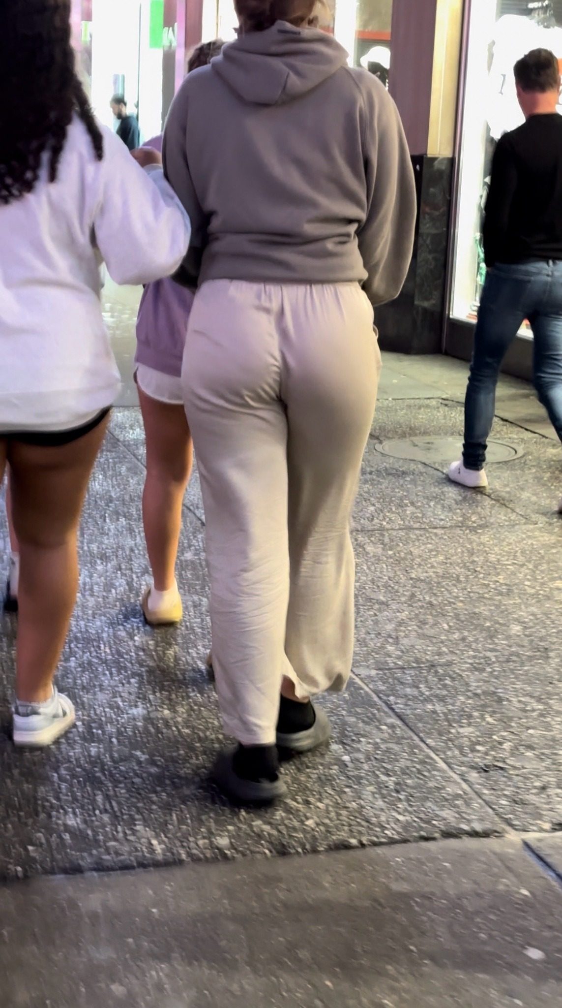 Putas por todas partes