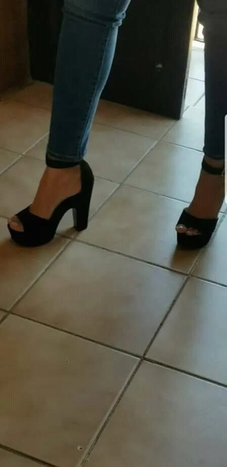 Pies femeninos