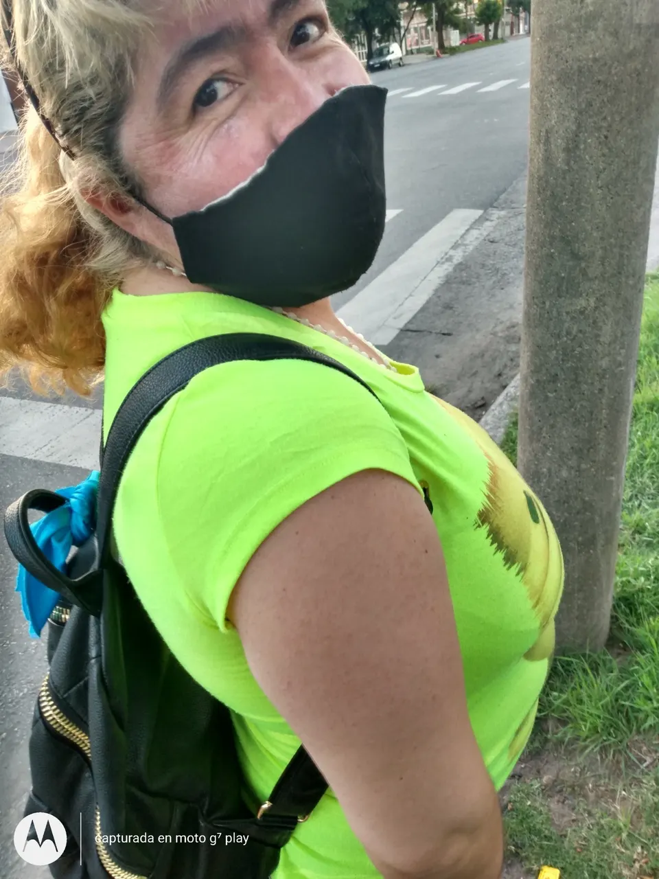 Alguien le hablo o saludo a mi mujer???