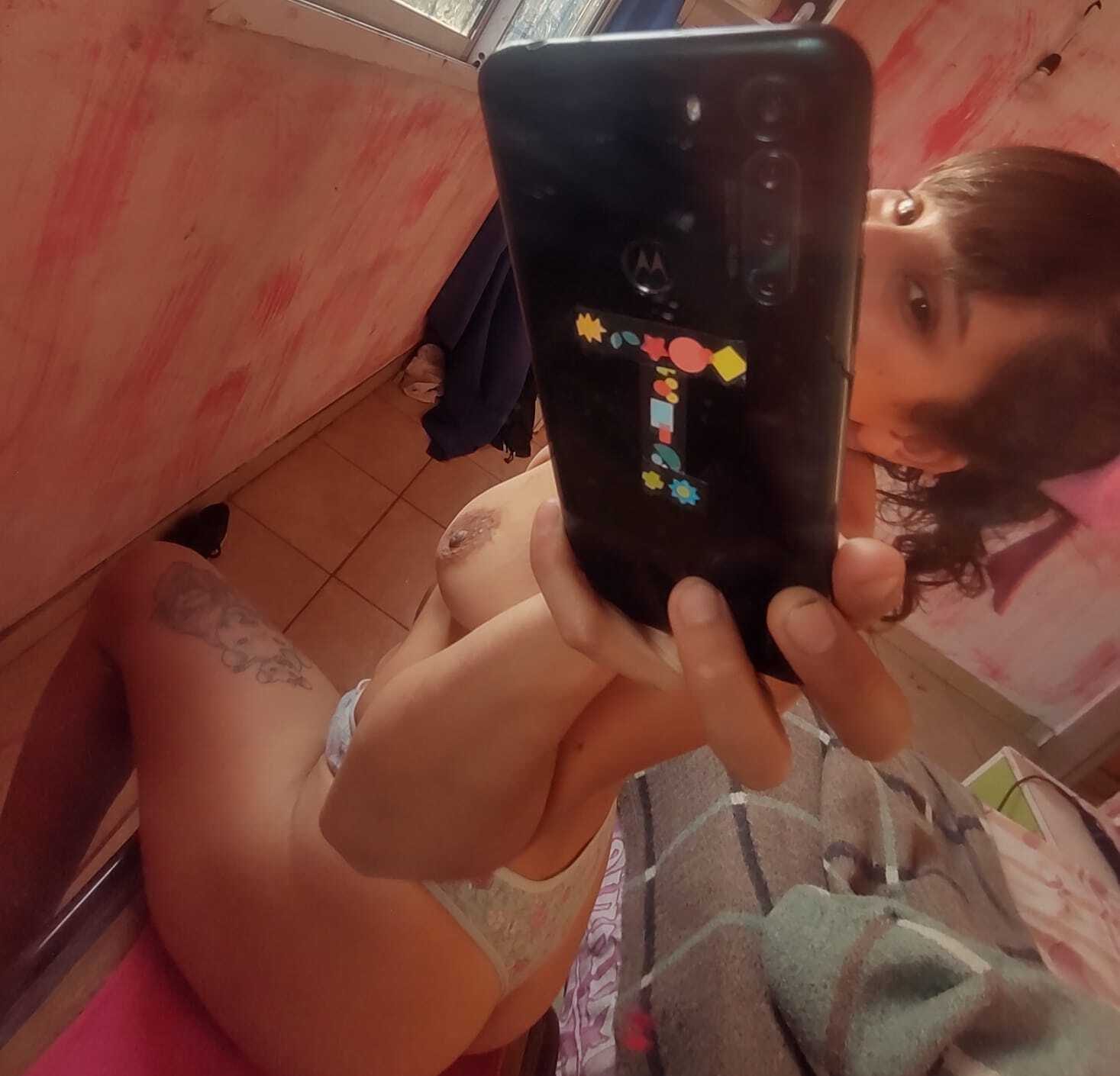 Hermosa Pendeja del barrio