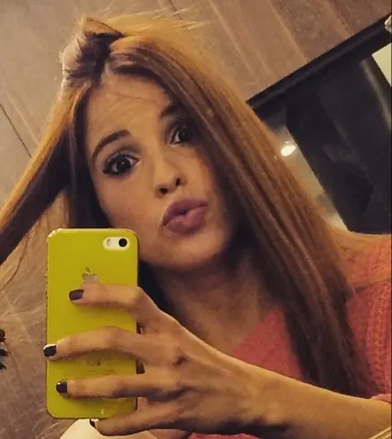 Cande Molfese Soft (1)