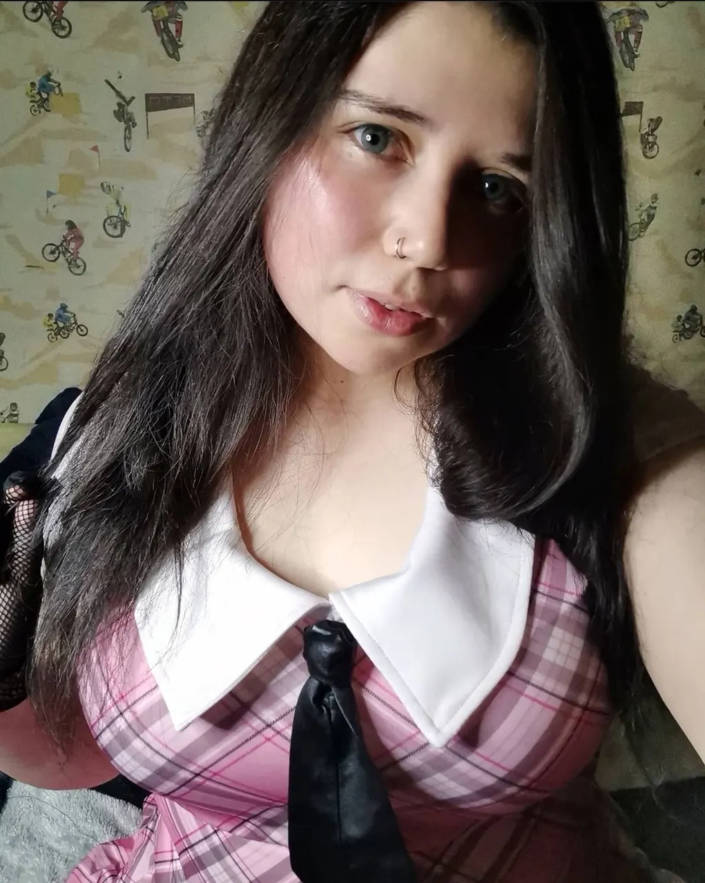 Nicole Pérez, rica perra que busca pijas para su culito