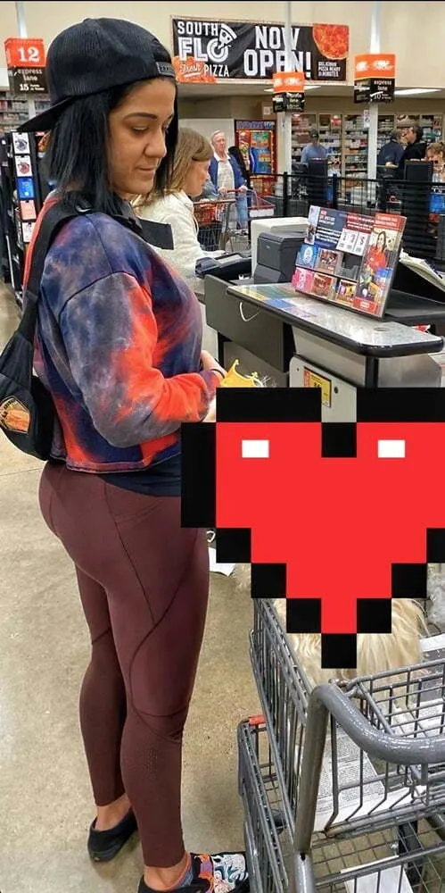Wwe Bayley , super culona