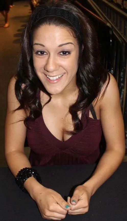 Wwe Bayley , super culona