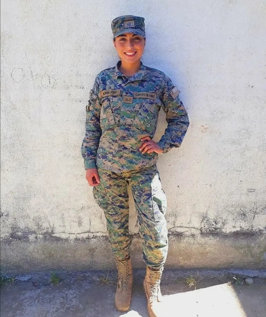 A very hot soldier