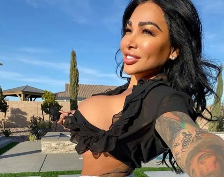 tetas de todo tipo 1