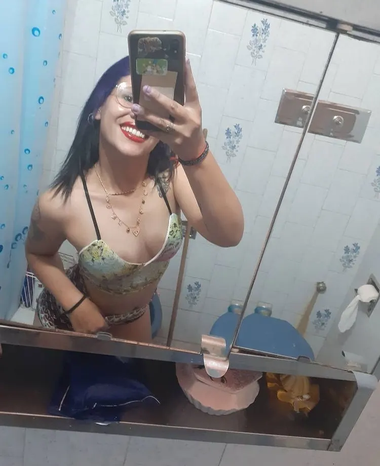 Mamá soltera 🥵🥵