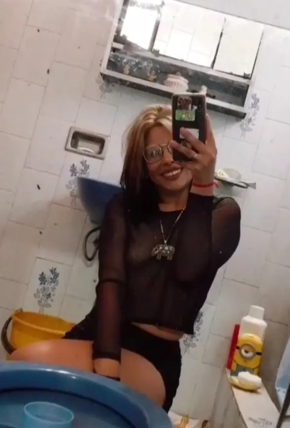 Mamá soltera 🥵🥵