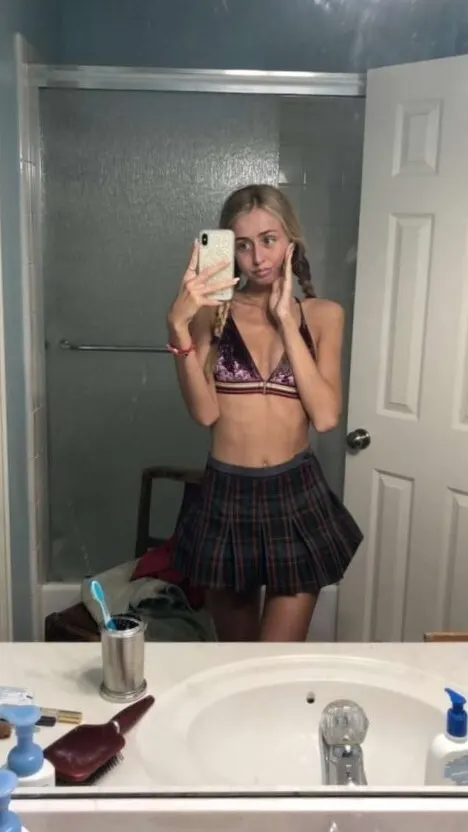 Chica +18 muy atrevida