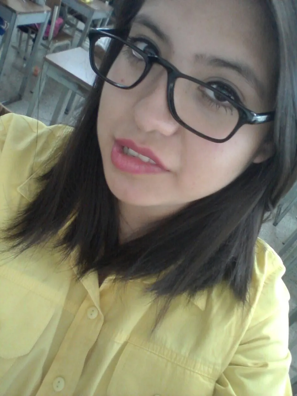 Amateur de lentes debuta como poringuera...