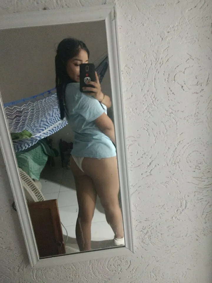Megapack de flaca amateur, hermosa y muy hot, paja segura.